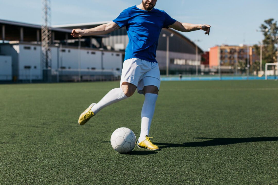 How To Kick A Soccer Ball: Mastering The Art Of Powerful And Accurate ...